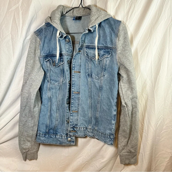 Women’s Size S dividend Blue Jean jacket Gray sweatshirt Hoodie combo  Stretch - Picture 1 of 4